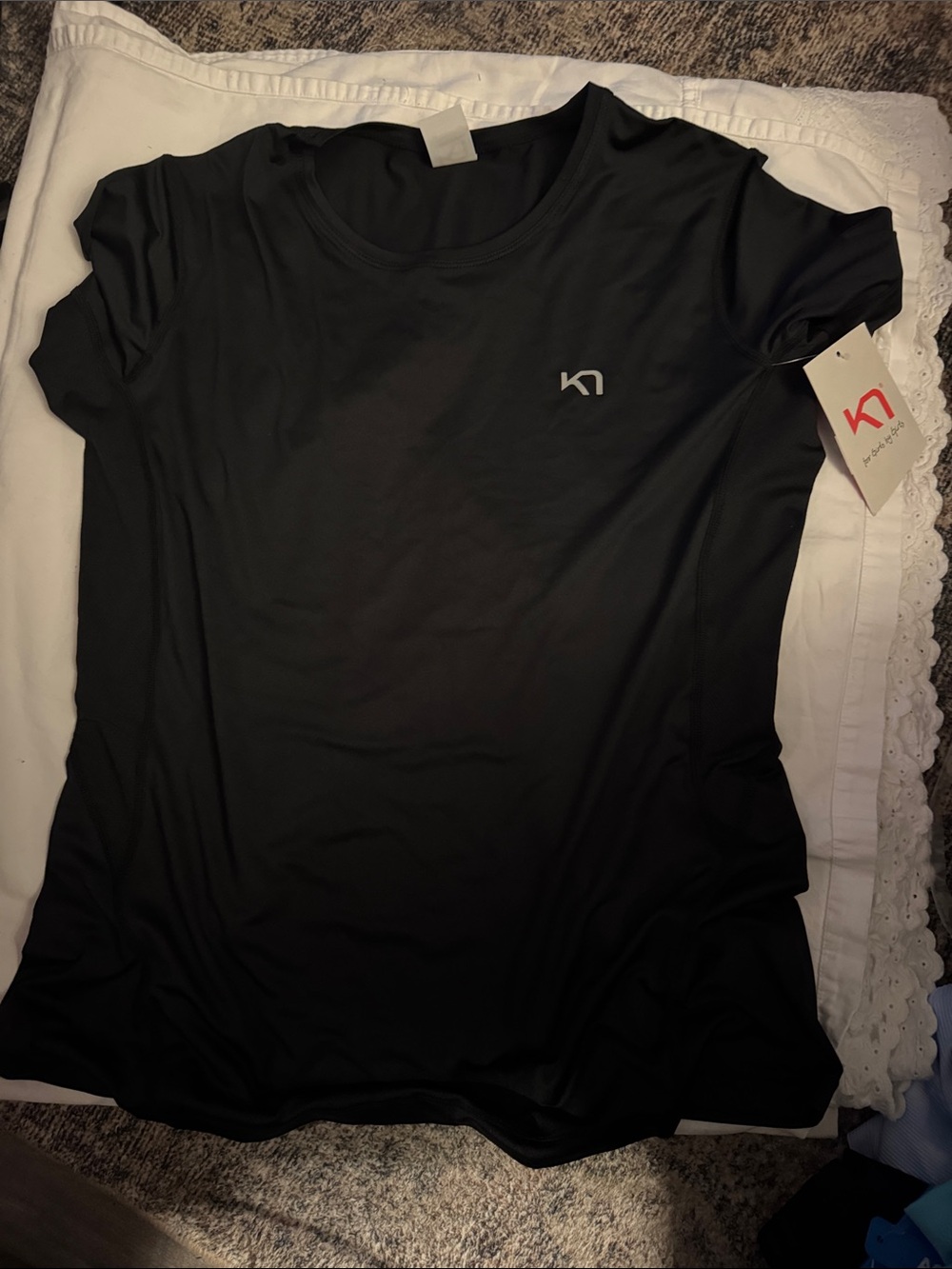 Kari Traa Black Short-Sleeve Active Tee#135